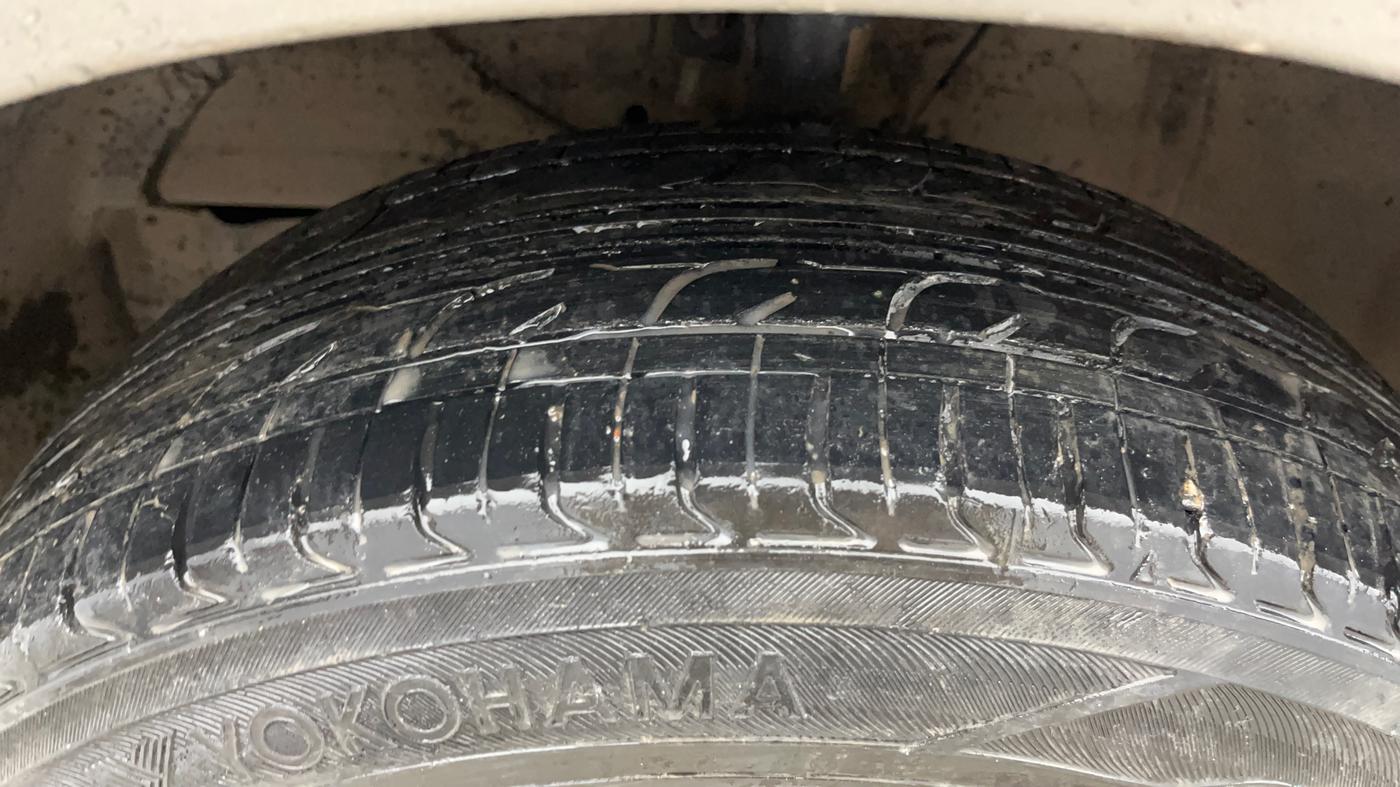 2022 Maruti Dzire VXI CNG, CNG, Manual, 73,489 km, Left Front Tyre Tread