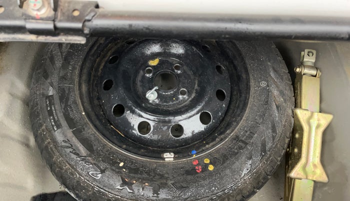 2022 Maruti Dzire VXI CNG, CNG, Manual, 73,464 km, Spare Tyre