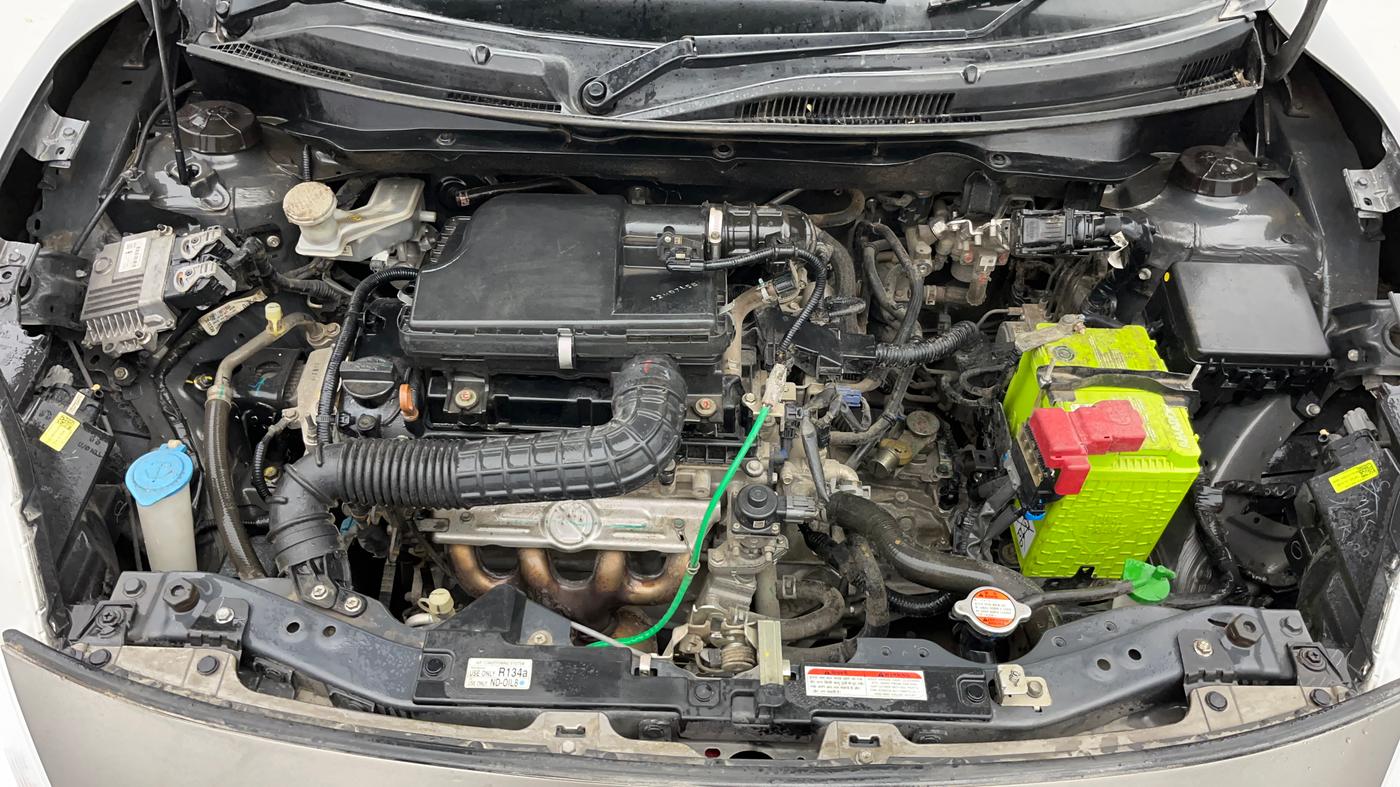 2022 Maruti Dzire VXI CNG, CNG, Manual, 73,489 km, Engine View