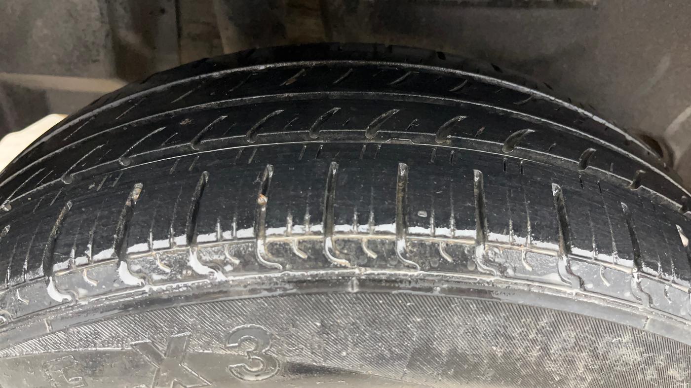 2022 Maruti Dzire VXI CNG, CNG, Manual, 73,489 km, Right Rear Tyre Tread