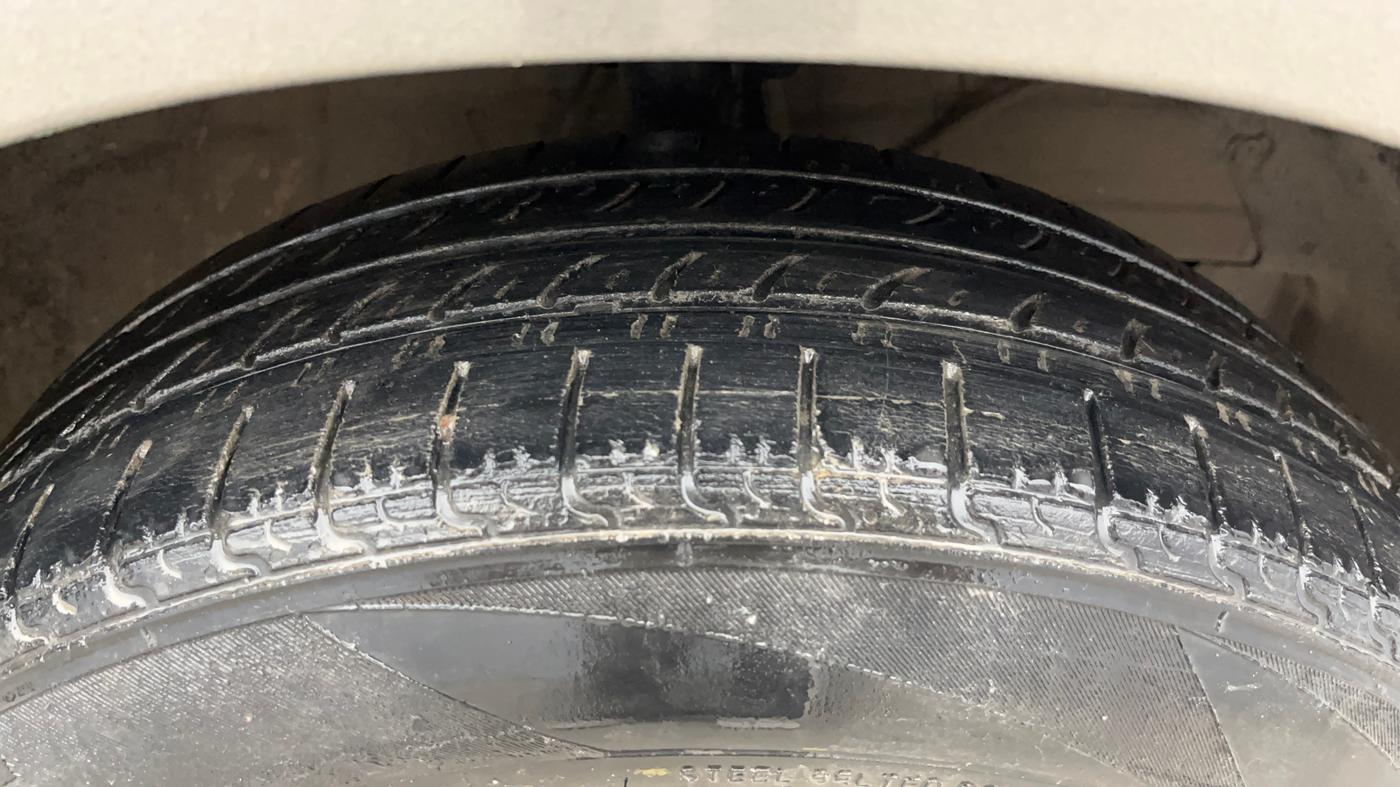 2022 Maruti Dzire VXI CNG, CNG, Manual, 73,489 km, Right Front Tyre Tread