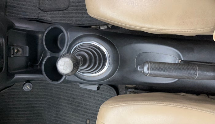 2015 Honda Amaze 1.2L I-VTEC S, Petrol, Manual, 68,808 km, Gear Lever