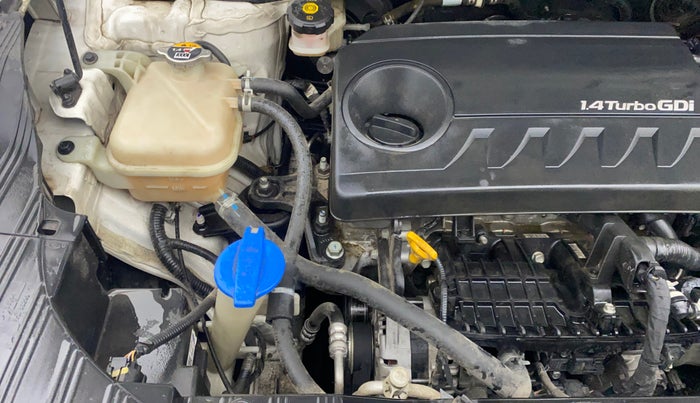 2022 KIA CARENS LUXURY PLUS 1.4 PETROL DCT 7 STR, Petrol, Automatic, 51,950 km, Engine View - Right