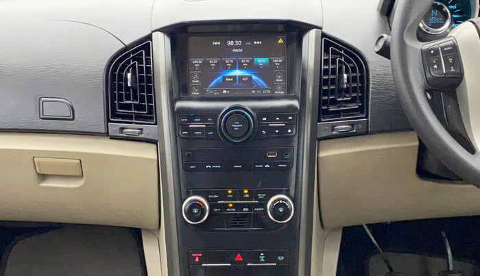 2017 Mahindra XUV500 W6 4X2, Diesel, Manual, 36,565 km, Air Conditioner