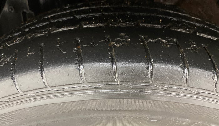 2019 MG HECTOR SHARP 1.5 DCT PETROL, Petrol, Automatic, 46,040 km, Left Front Tyre Tread