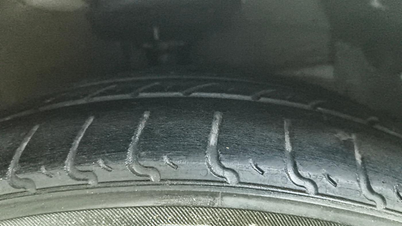 2017 Hyundai Xcent SX 1.2, CNG, Manual, 98,544 km, Right Front Tyre Tread
