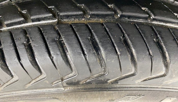 2022 Maruti Alto K10 VXI, Petrol, Manual, 9,865 km, Left Rear Tyre Tread