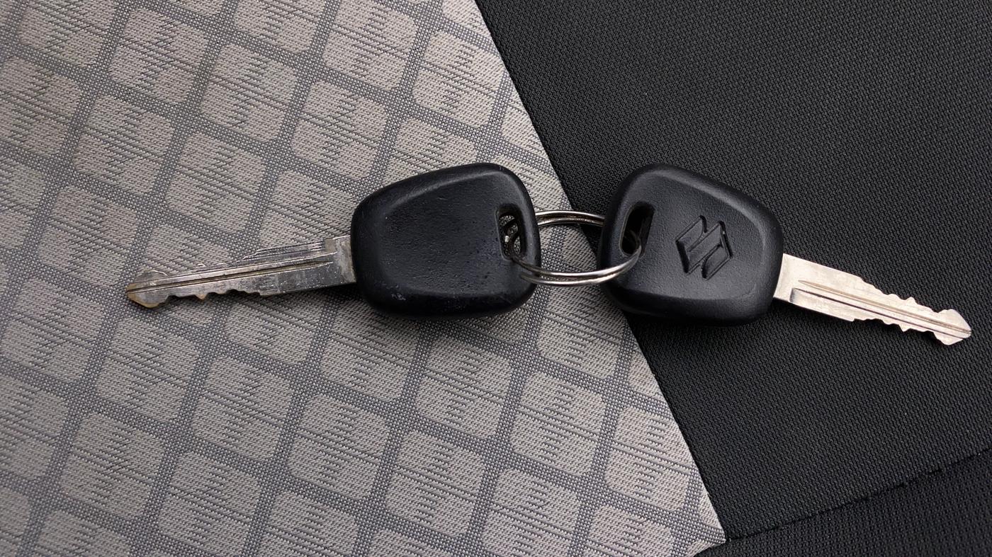 2022 Maruti Alto K10 VXI, Petrol, Manual, 9,865 km, Key Close Up