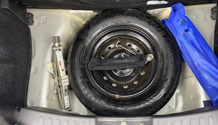 2022 Maruti Alto K10 VXI, Petrol, Manual, 9,865 km, Spare Tyre