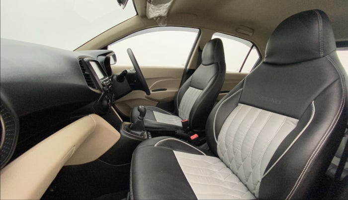 2018 Hyundai NEW SANTRO SPORTZ MT, Petrol, Manual, 13,267 km, Right Side Front Door Cabin