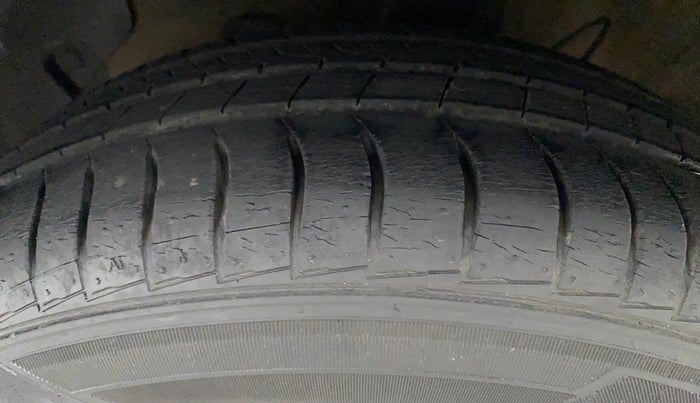 2018 Hyundai NEW SANTRO SPORTZ MT, Petrol, Manual, 13,267 km, Left Front Tyre Tread