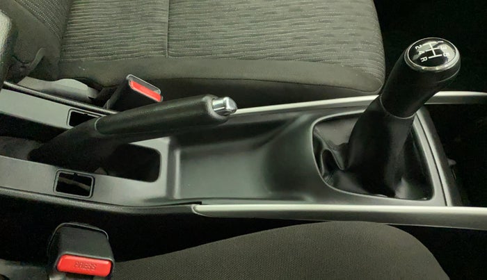 2017 Maruti Baleno ALPHA PETROL 1.2, Petrol, Manual, 83,733 km, Gear Lever