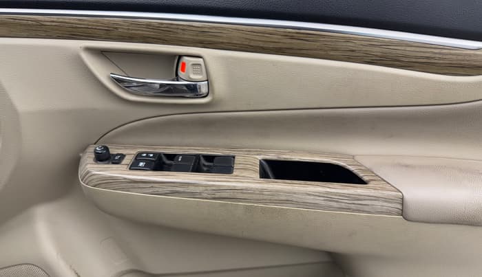 2019 Maruti Ciaz ALPHA  AT 1.5 SHVS PETROL, Petrol, Automatic, 86,102 km, Driver Side Door Panels Control