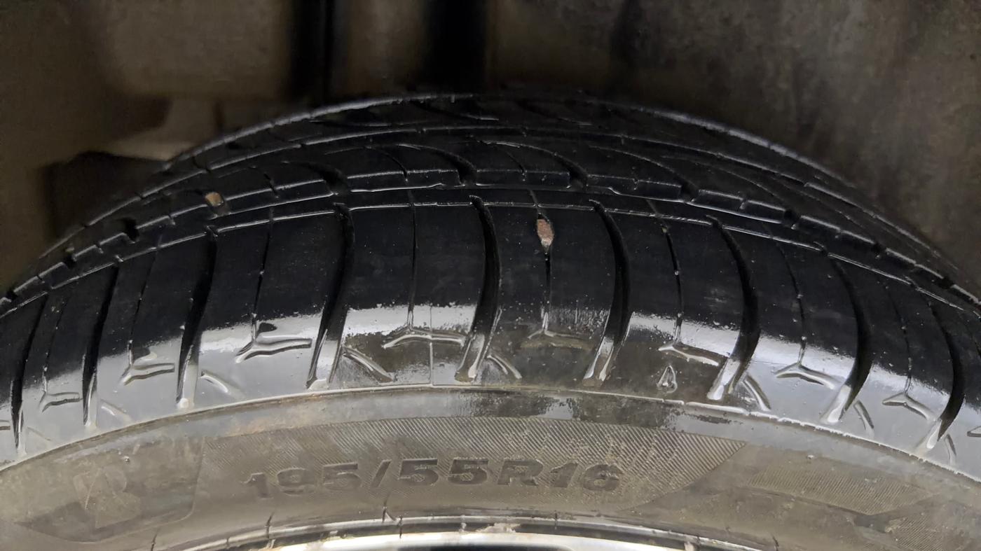 2019 Maruti Ciaz ALPHA  AT 1.5 SHVS PETROL, Petrol, Automatic, 86,206 km, Right Rear Tyre Tread