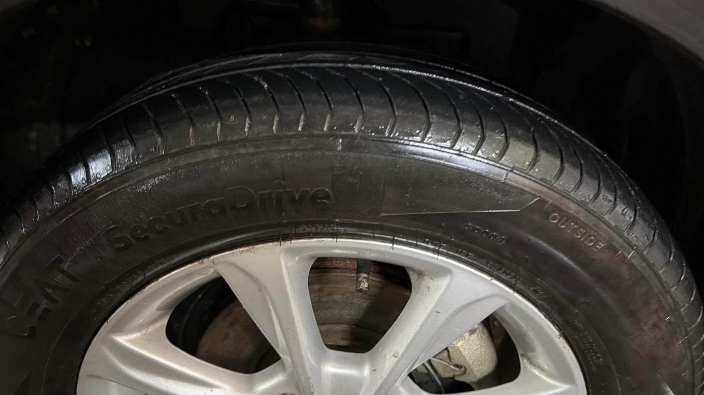 2020 Ford Ecosport TITANIUM 1.5L PETROL, Petrol, Manual, 63,603 km, Right Front Tyre Tread