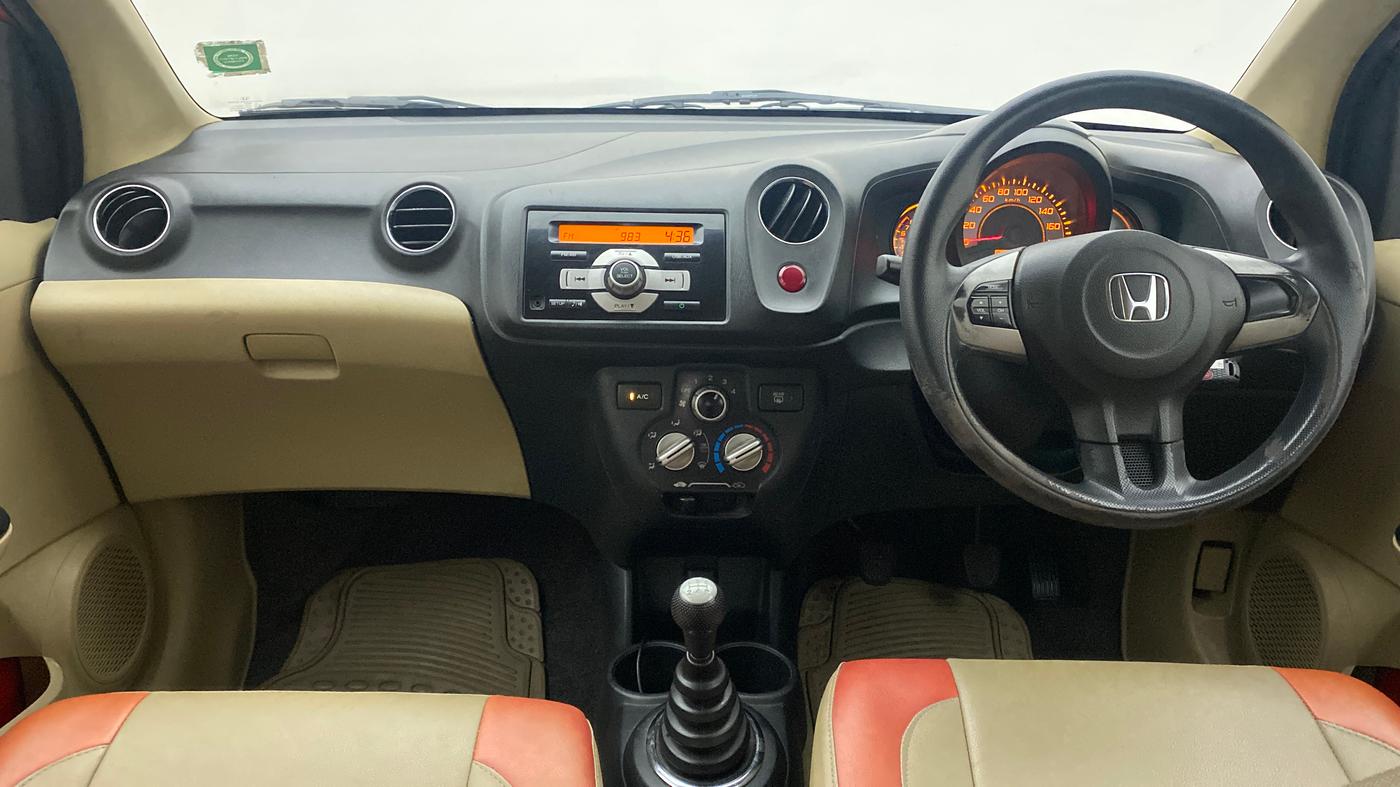2014 Honda Brio S MT, Petrol, Manual, 61,612 km, Dashboard