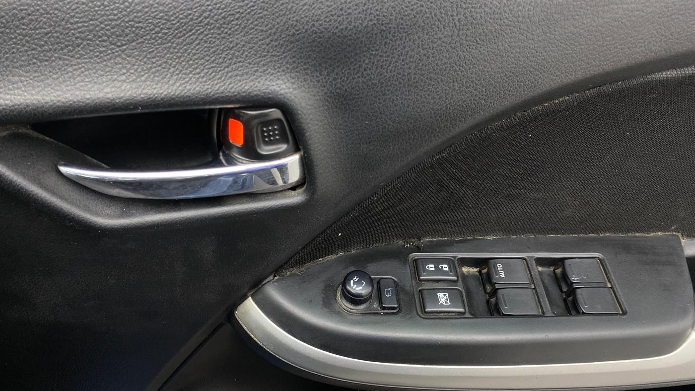 2016 Maruti Baleno ZETA PETROL 1.2, Petrol, Manual, 52,393 km, Driver Side Door Panels Control