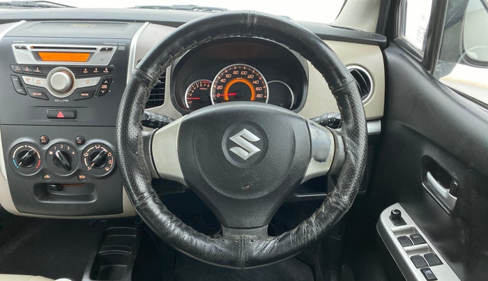 2013 Maruti Wagon R 1.0 VXI, Petrol, Manual, 67,593 km, Steering Wheel Close Up