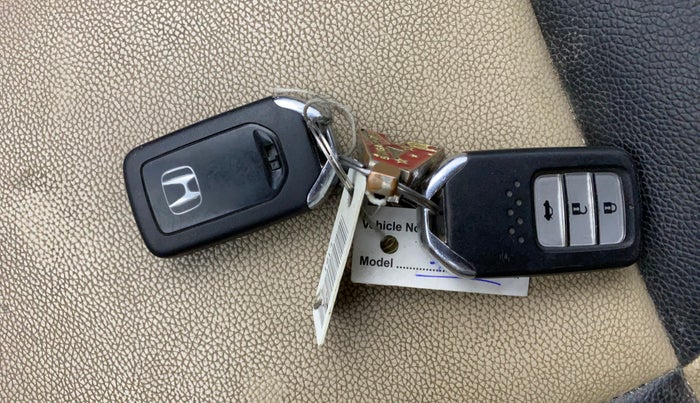 2019 Honda City 1.5L I-VTE V CVT, Petrol, Automatic, 71,157 km, Key Close Up