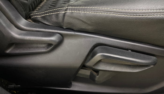 2023 Tata NEXON XZ PLUS PETROL SUNROOF, Petrol, Manual, 24,410 km, Driver Side Adjustment Panel