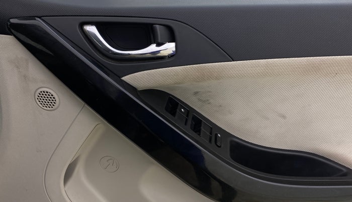 2023 Tata NEXON XZ PLUS PETROL SUNROOF, Petrol, Manual, 24,410 km, Driver Side Door Panels Control