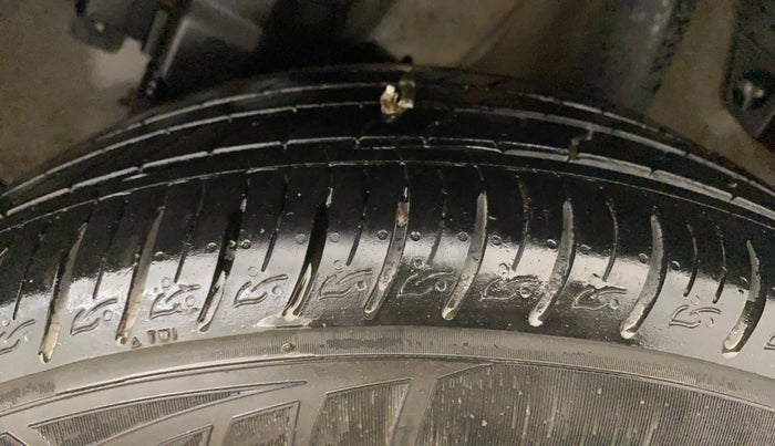 2023 Hyundai VENUE SX (O) 1.0 TURBO DCT, Petrol, Automatic, 20,814 km, Left Rear Tyre Tread