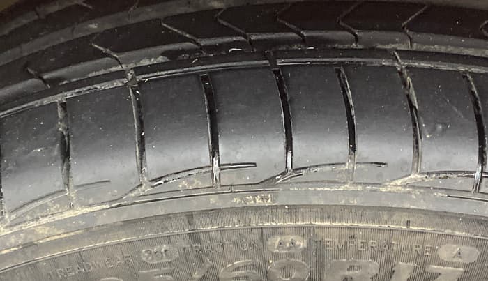 2022 Jeep Compass TRAILHAWK 2.0 4X4, Diesel, Automatic, 86,022 km, Left Front Tyre Tread
