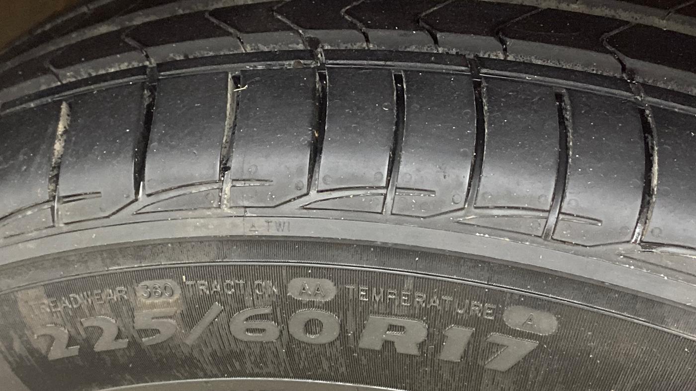 2022 Jeep Compass TRAILHAWK 2.0 4X4, Diesel, Automatic, 86,022 km, Right Front Tyre Tread