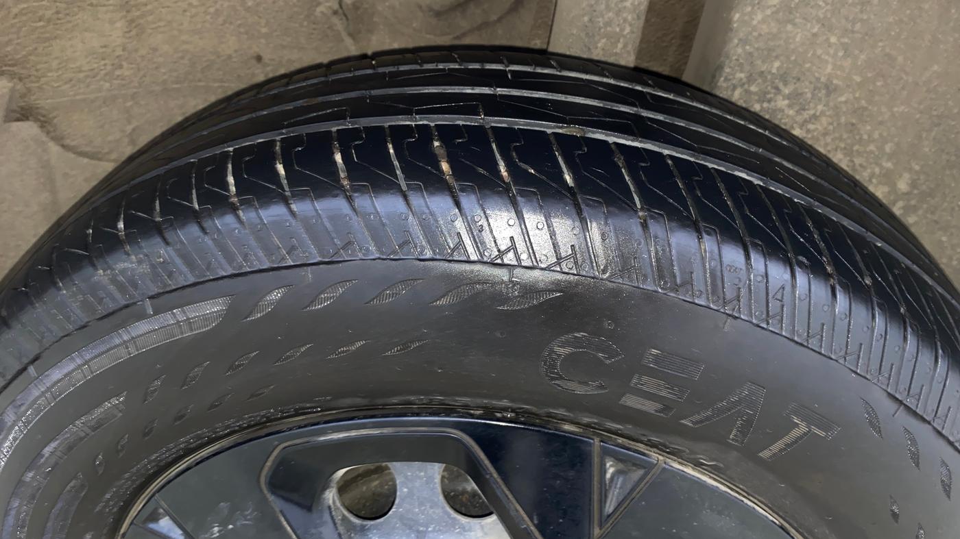2024 Tata PUNCH ADVENTURE RHYTHM CNG, CNG, Manual, 13,395 km, Left Rear Tyre Tread