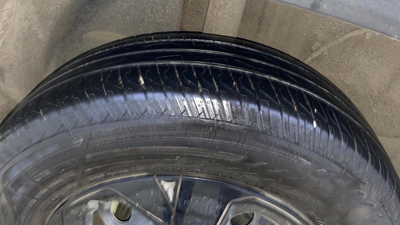 2024 Tata PUNCH ADVENTURE RHYTHM CNG, CNG, Manual, 13,395 km, Right Rear Tyre Tread