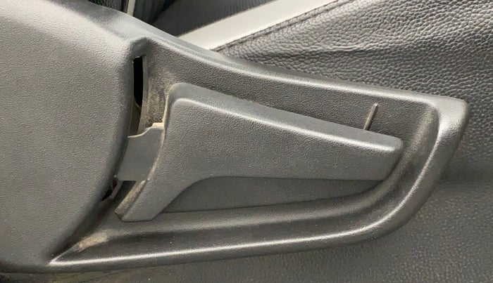 2021 Maruti S PRESSO VXI+, Petrol, Manual, 52,288 km, Driver Side Adjustment Panel
