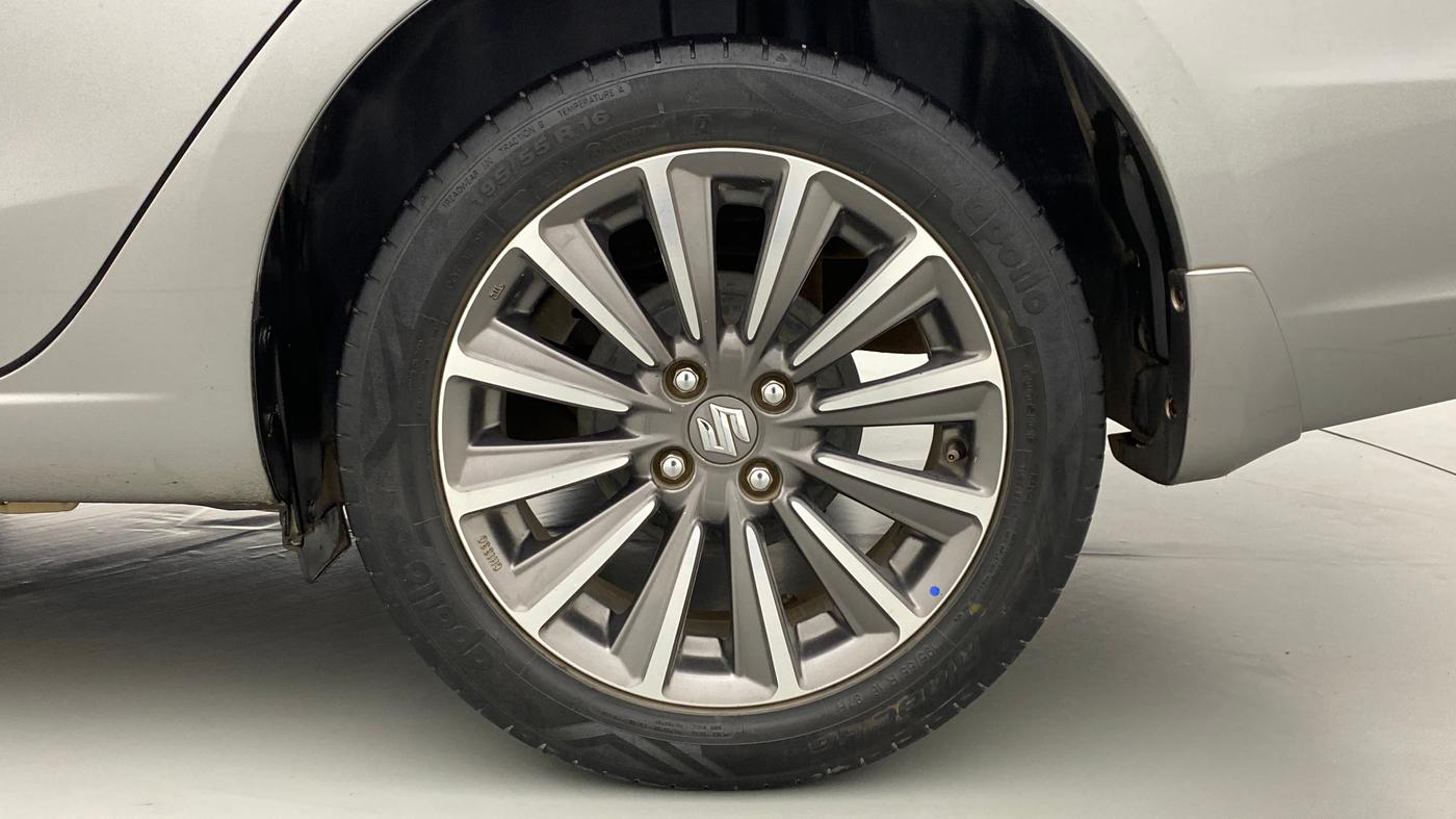 2020 Maruti Ciaz ALPHA 1.5 MT VTVT SHVS, Petrol, Manual, 68,837 km, Left Rear Wheel