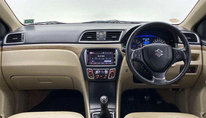 2020 Maruti Ciaz ALPHA 1.5 MT VTVT SHVS, Petrol, Manual, 68,837 km, Dashboard