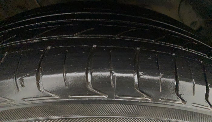 2019 Hyundai NEW SANTRO SPORTZ CNG, CNG, Manual, 66,471 km, Left Rear Tyre Tread