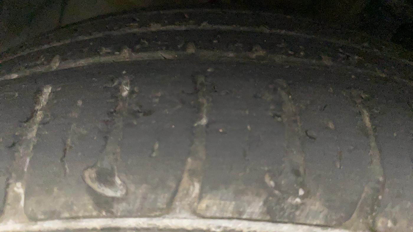 2018 Hyundai Grand i10 SPORTZ 1.2 KAPPA VTVT, CNG, Manual, 47,253 km, Left Front Tyre Tread