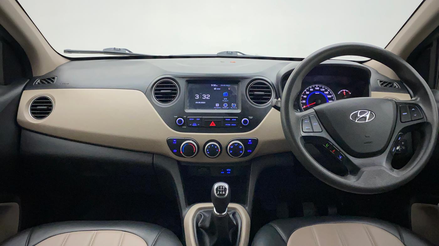 2018 Hyundai Grand i10 SPORTZ 1.2 KAPPA VTVT, CNG, Manual, 47,253 km, Dashboard