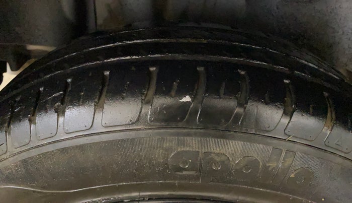 2023 Maruti Swift VXI, Petrol, Manual, 40,211 km, Right Rear Tyre Tread
