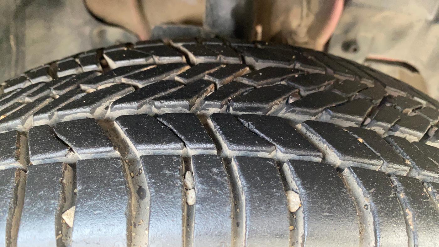 2018 Tata Tiago XT PETROL, Petrol, Manual, 75,335 km, Right Front Tyre Tread