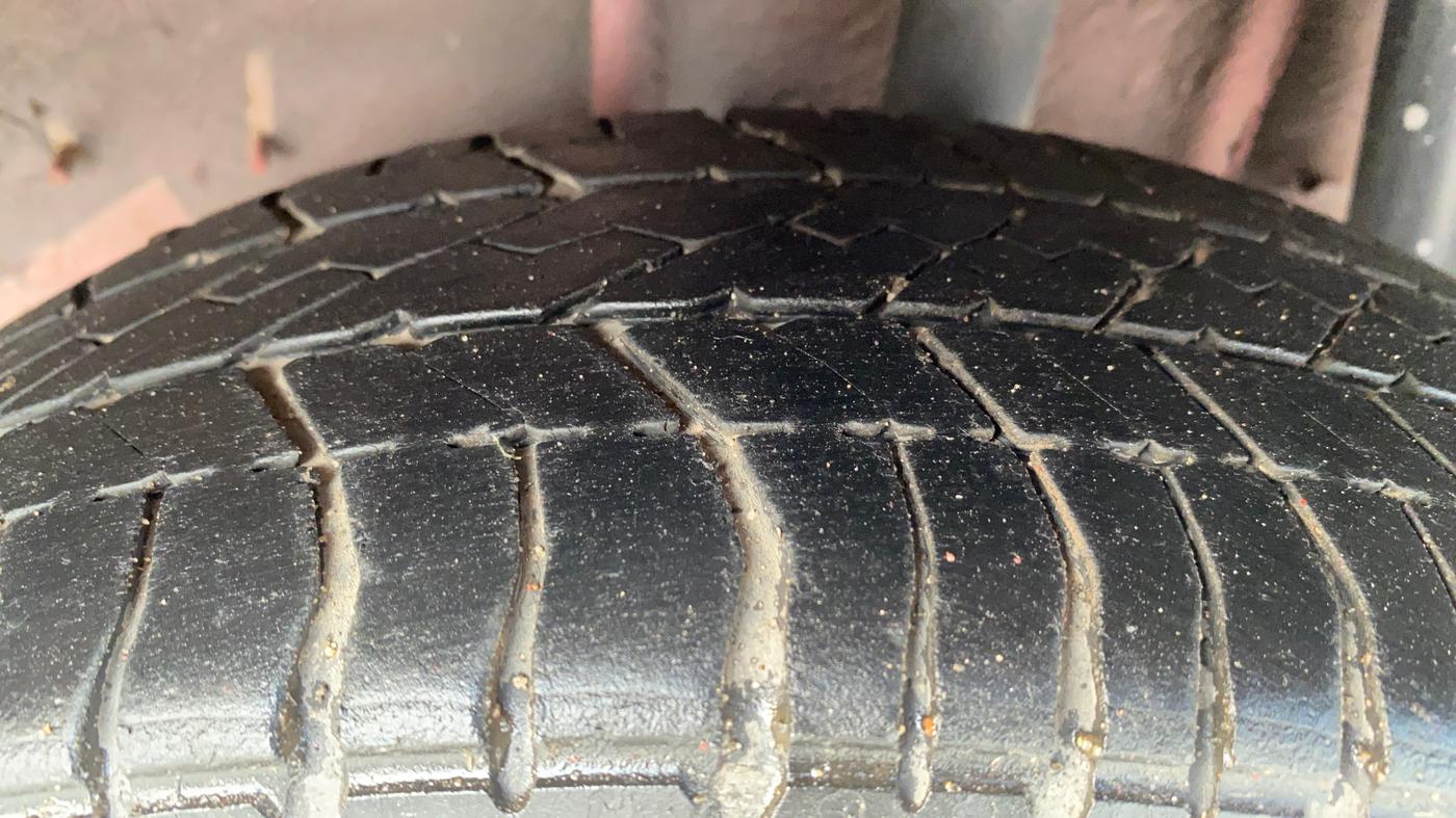2018 Tata Tiago XT PETROL, Petrol, Manual, 75,335 km, Left Rear Tyre Tread