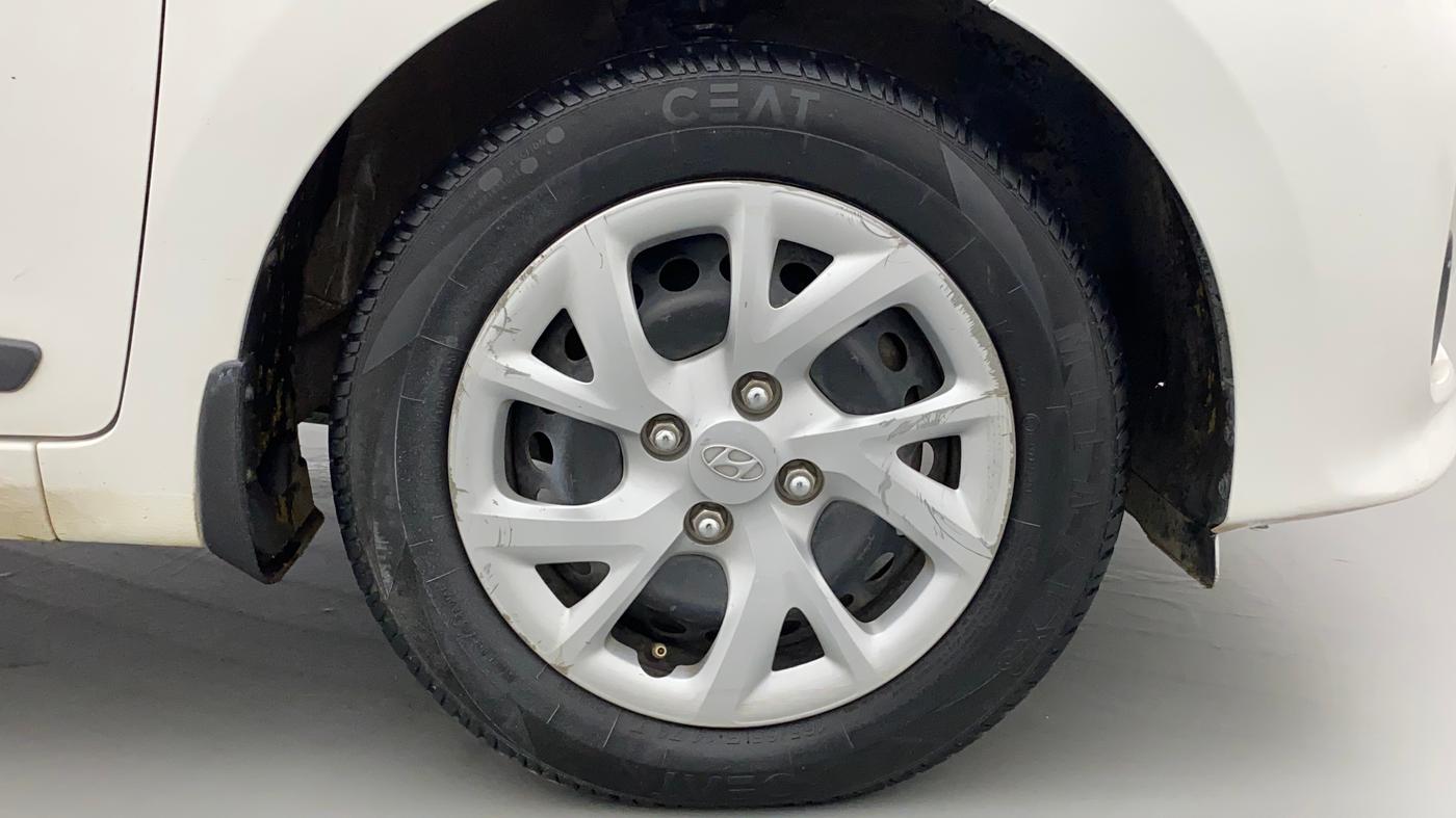2018 Hyundai Grand i10 SPORTZ U2 1.2 CRDI, Diesel, Manual, 72,352 km, Right Front Wheel