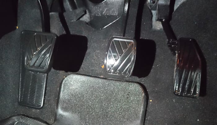 2022 Maruti Baleno ALPHA PETROL 1.2, Petrol, Manual, 38,808 km, Pedals