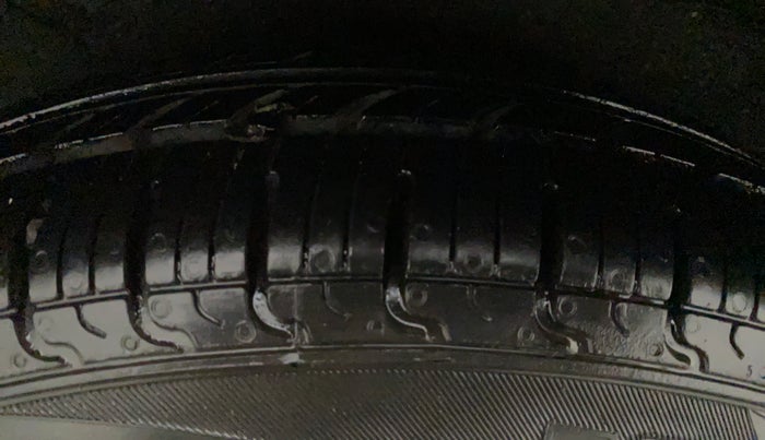 2010 Hyundai i10 SPORTZ 1.2, Petrol, Manual, 92,421 km, Left Rear Tyre Tread