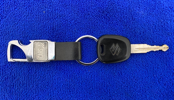 2017 Maruti Wagon R 1.0 LXI CNG, CNG, Manual, 36,407 km, Key Close Up