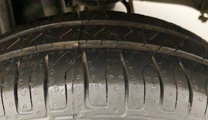 2016 Maruti Alto K10 VXI (O), Petrol, Manual, 19,613 km, Left Rear Tyre Tread