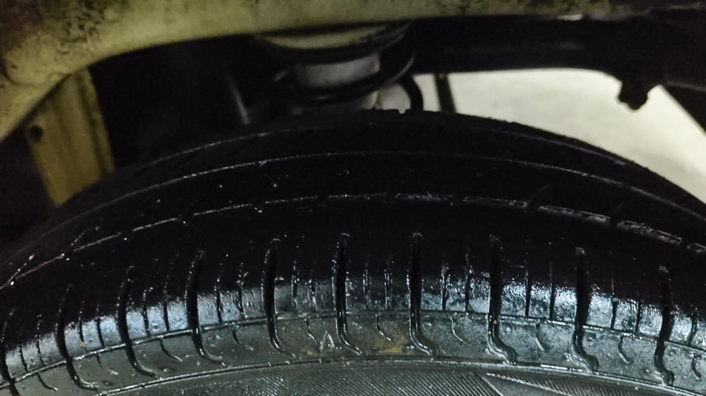 2019 Maruti Alto 800 LXI, Petrol, Manual, 83,606 km, Left Rear Tyre Tread
