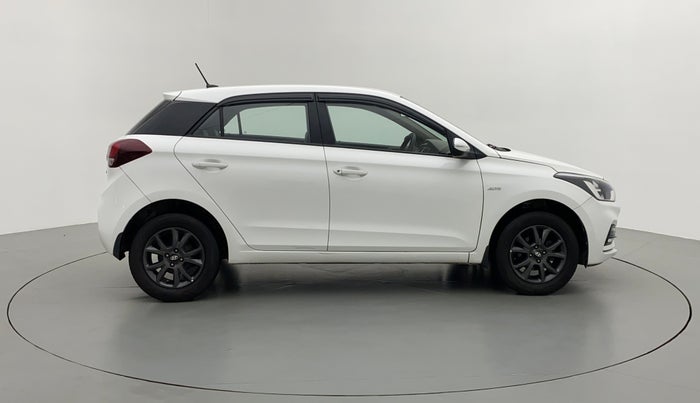 2019 Hyundai Elite i20 SPORTZ PLUS  1.2 CVT, Petrol, Automatic, 31,850 km, Right Side