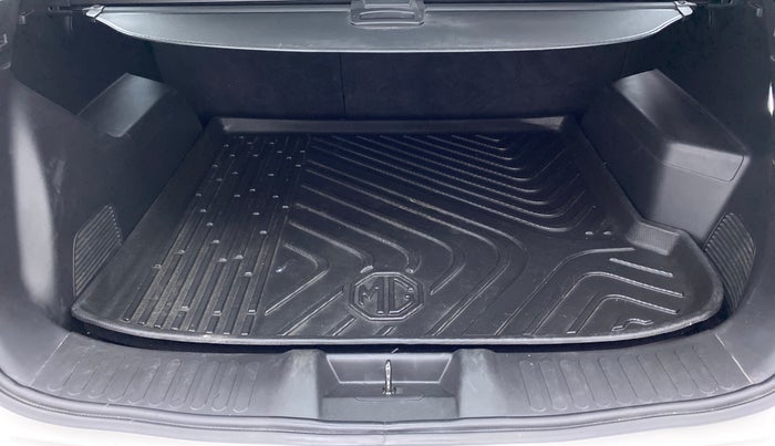 2019 MG HECTOR SHARP DCT PETROL, Petrol, Automatic, 74,248 km, Boot Inside