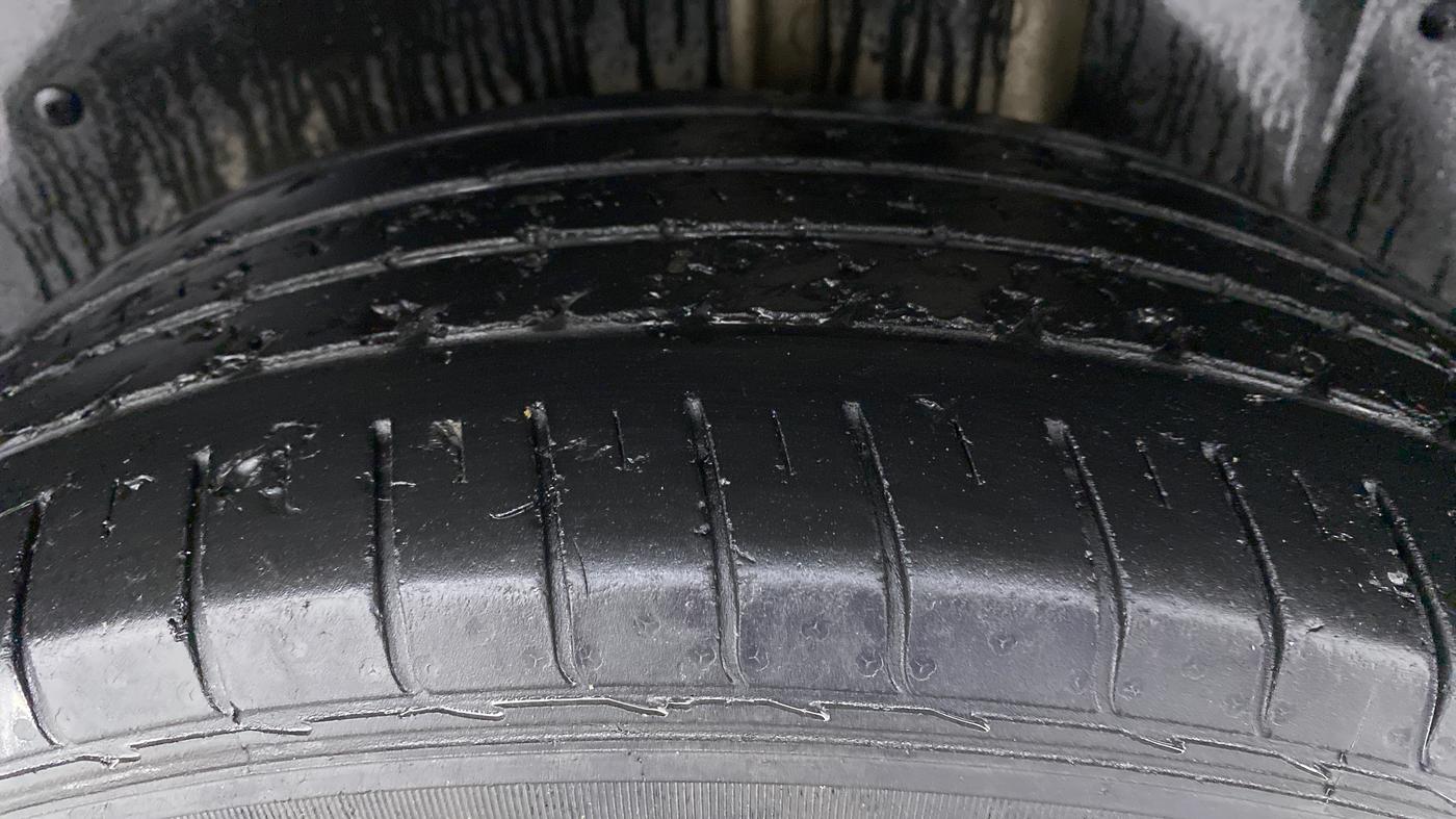 2019 MG HECTOR SHARP DCT PETROL, Petrol, Automatic, 74,248 km, Left Rear Tyre Tread