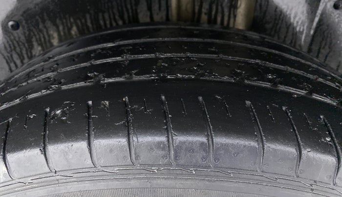 2019 MG HECTOR SHARP DCT PETROL, Petrol, Automatic, 74,248 km, Left Rear Tyre Tread