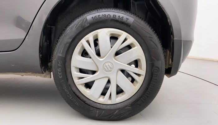 2017 Maruti Swift VDI, Diesel, Manual, 1,12,727 km, Left Rear Wheel